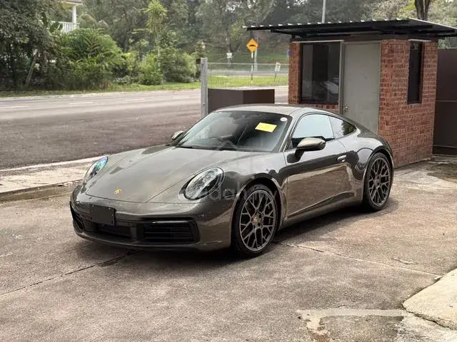 Porsche 911