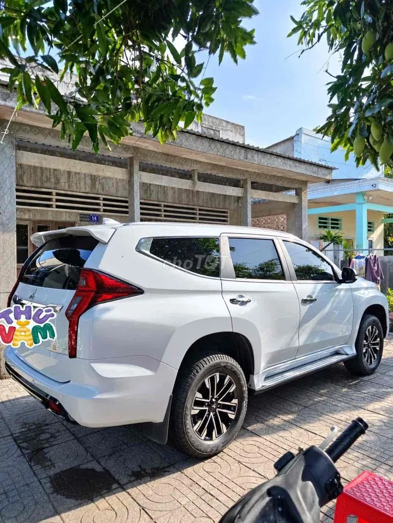 Mitsubishi Pajero Sport 2021 photo 2