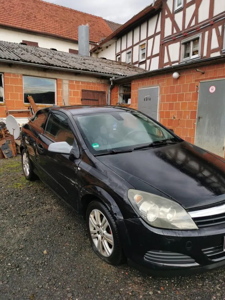 Opel Astra H Gtc