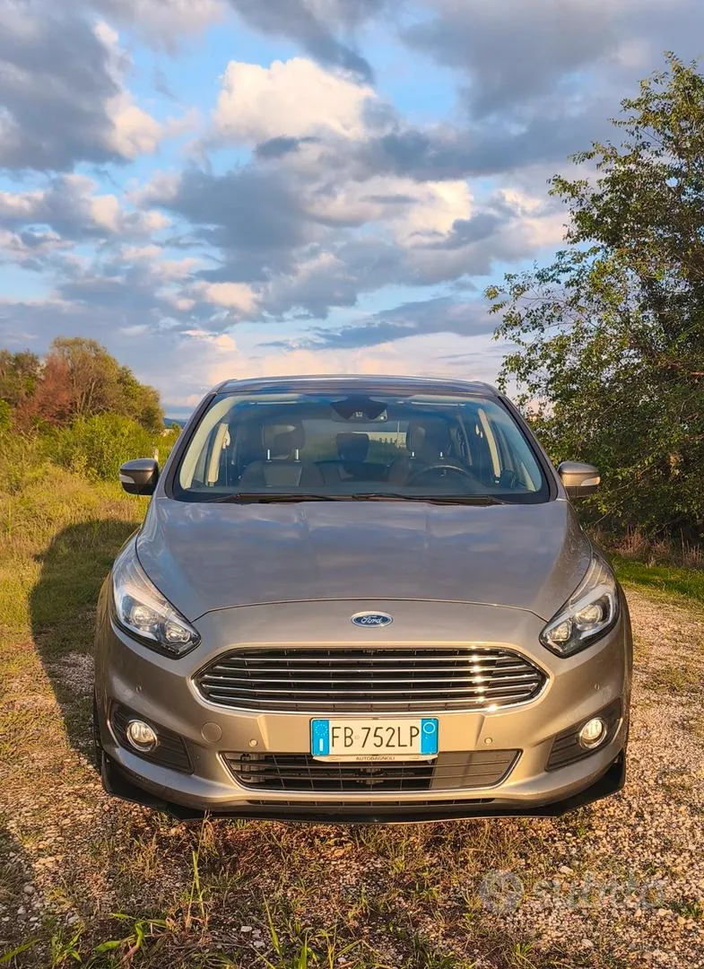 Ford S-Max 2016 photo 2