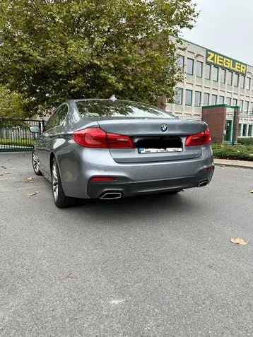 BMW 530E