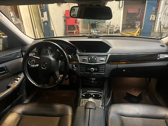 Mercedes-Benz E250 2012 photo 4