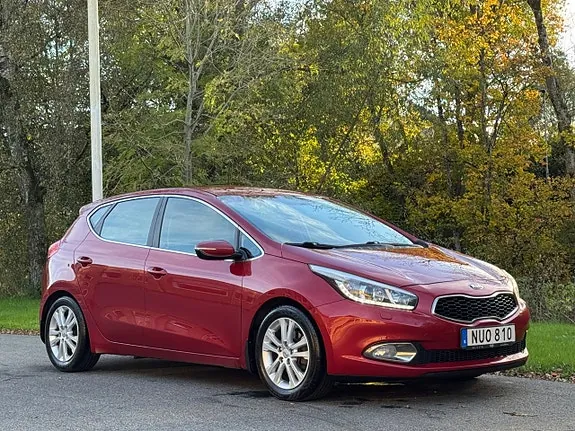 Kia Ceed 2013 photo 2