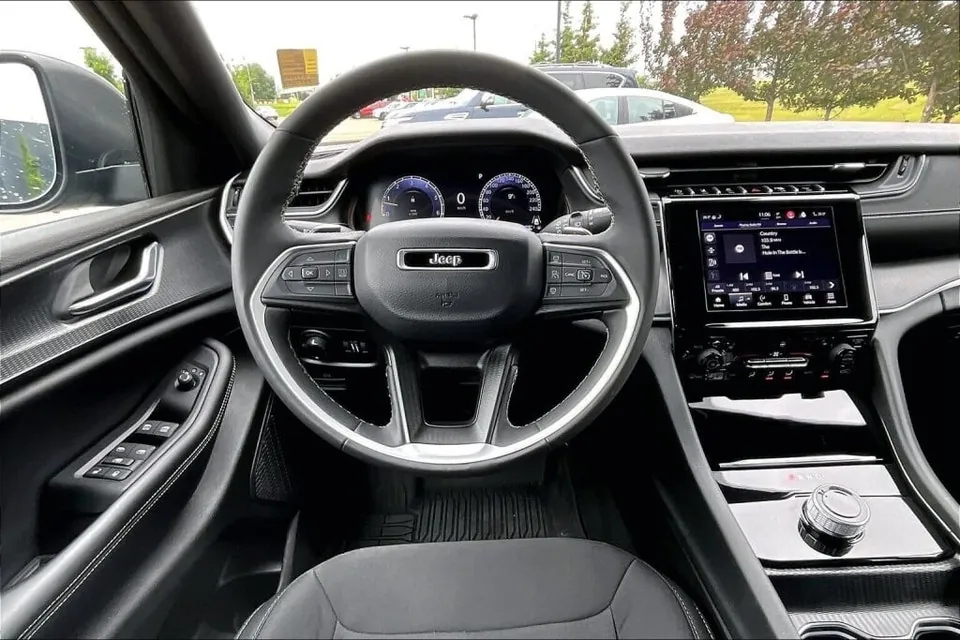 Jeep Grand Cherokee 2024 photo 5