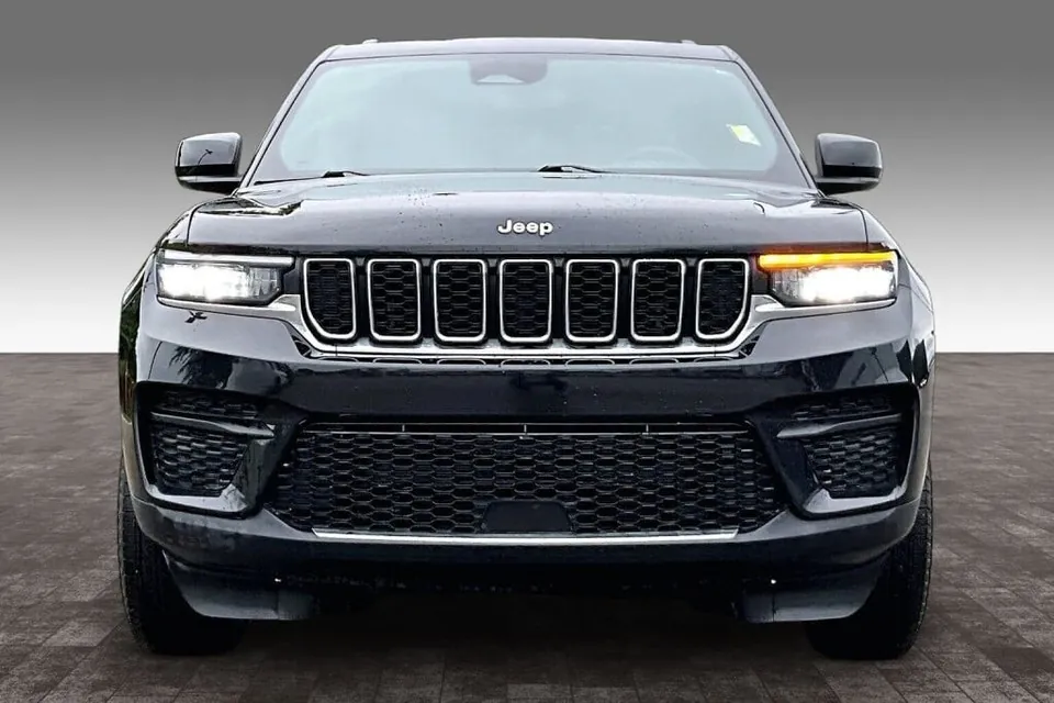 Jeep Grand Cherokee 2024 photo 3