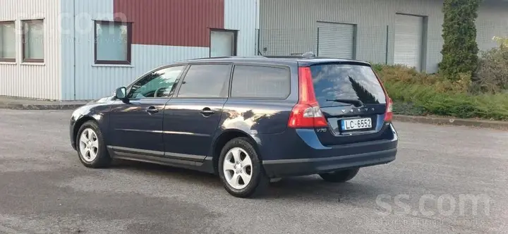 Volvo V70 2009 photo 5
