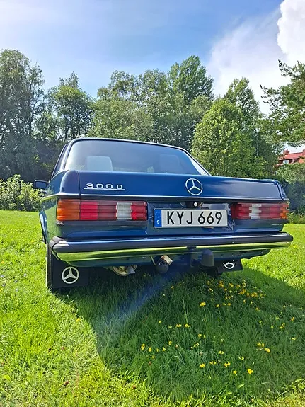 Mercedes-Benz 300 D 1982 photo 5