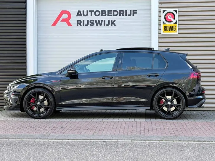Volkswagen Golf 2021 photo 2