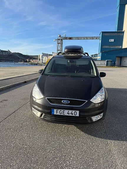 Ford Galaxy 2008 photo 4