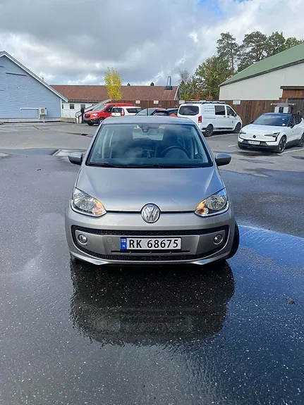 Volkswagen Up 2014 photo 2