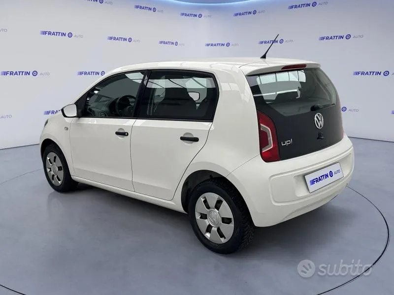 Volkswagen Up 2014 photo 2