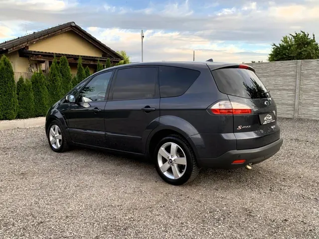 Ford S-Max 2007 photo 3