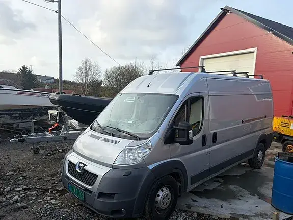 Peugeot Boxer 2011 photo 3