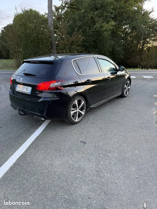 Peugeot 308 2018 photo 2