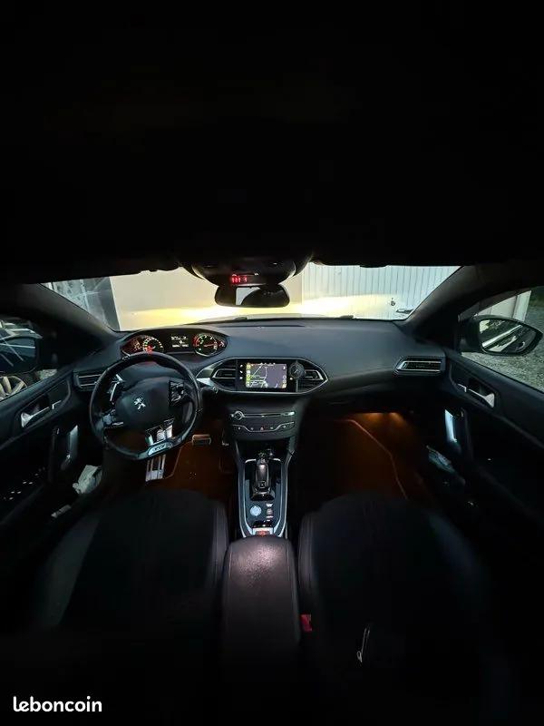 Peugeot 308 2018 photo 3