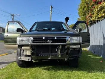 Nissan Terrano 1996 photo 3