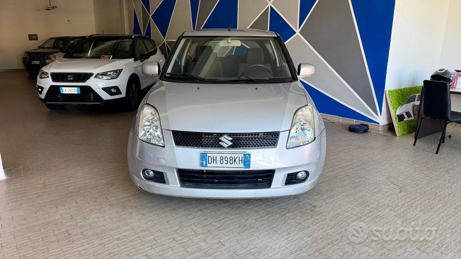 Suzuki Swift 2007 photo 2