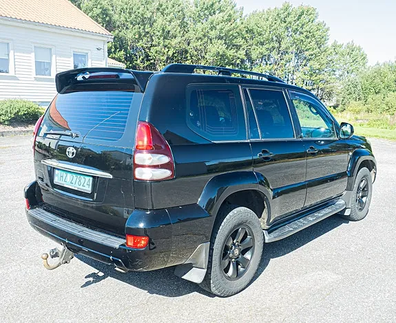 Toyota Land Cruiser 2009 photo 2