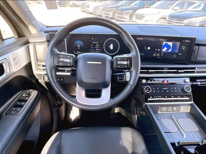 Hyundai Santa Fe 2025 photo 5