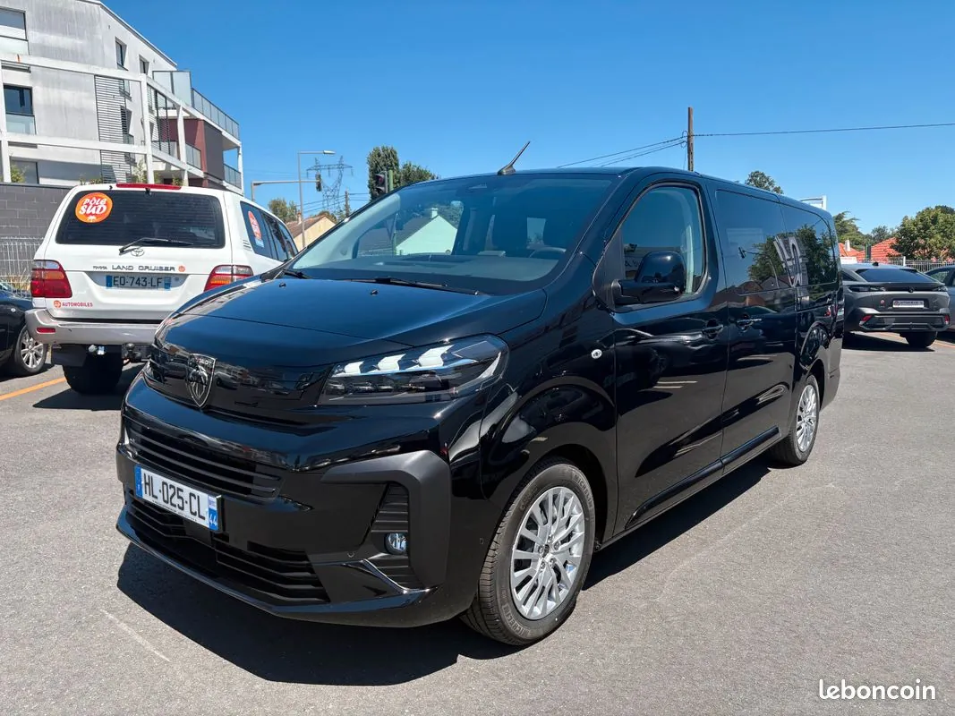 Peugeot Traveller 2026 photo 2
