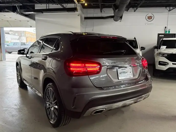 Mercedes-Benz Gla 2018 photo 4