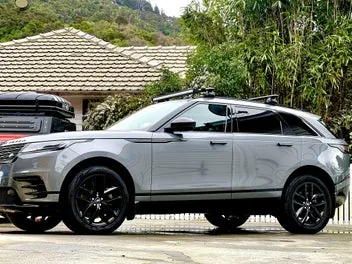 Land Rover Range Rover Velar 2024 photo 2