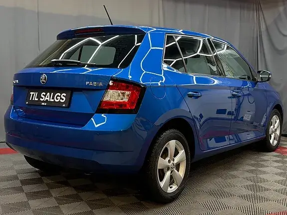 Skoda Fabia 2015 photo 4