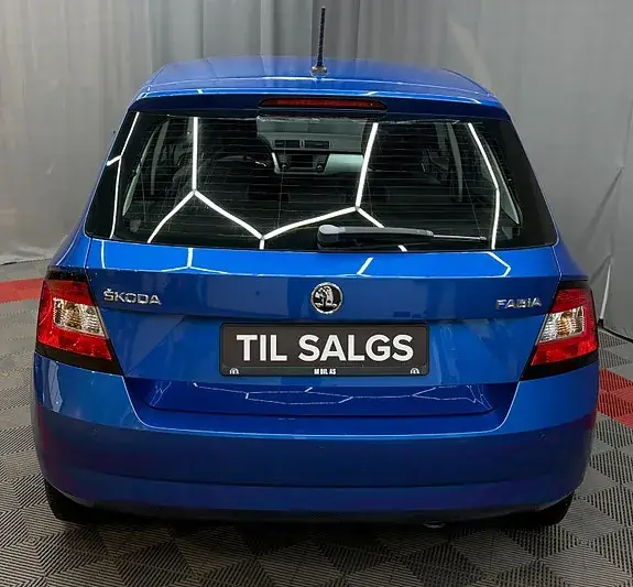 Skoda Fabia 2015 photo 5