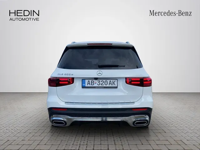 Mercedes-Benz Glb 2025 photo 3
