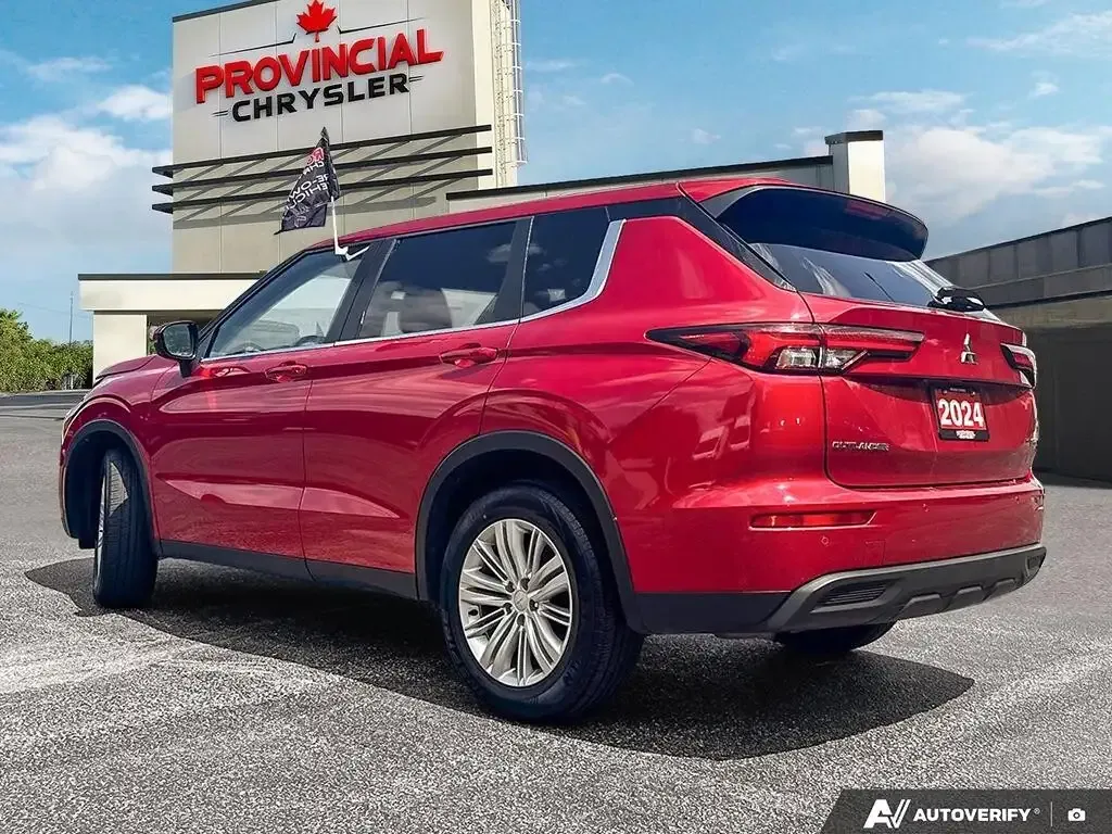 Mitsubishi Outlander 2024 photo 4