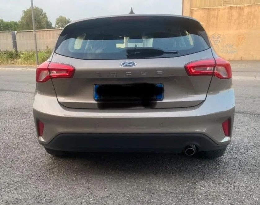 Ford Focus 2019 photo 2