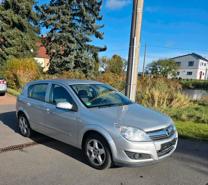 Opel Astra H