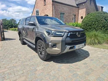 Toyota Hilux 2022 photo 3