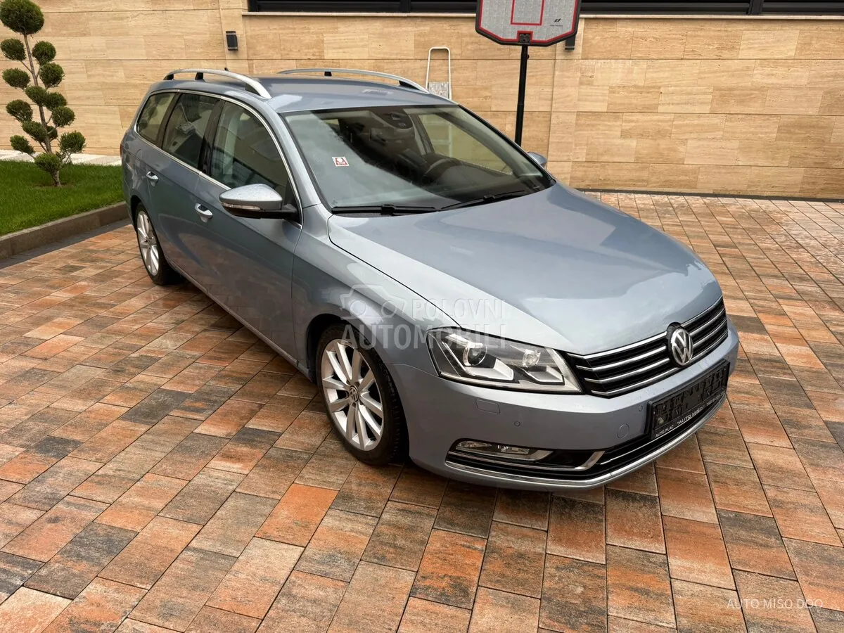 Volkswagen Passat B7 2012 photo 3
