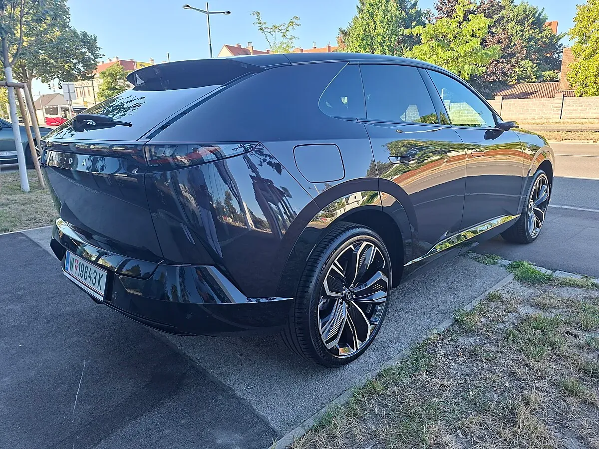 Mazda Cx-6E 2026 photo 3