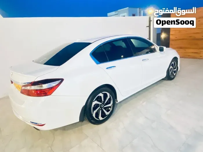 Honda Accord 2017 photo 3
