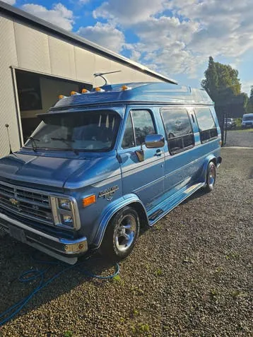 Chevrolet G20