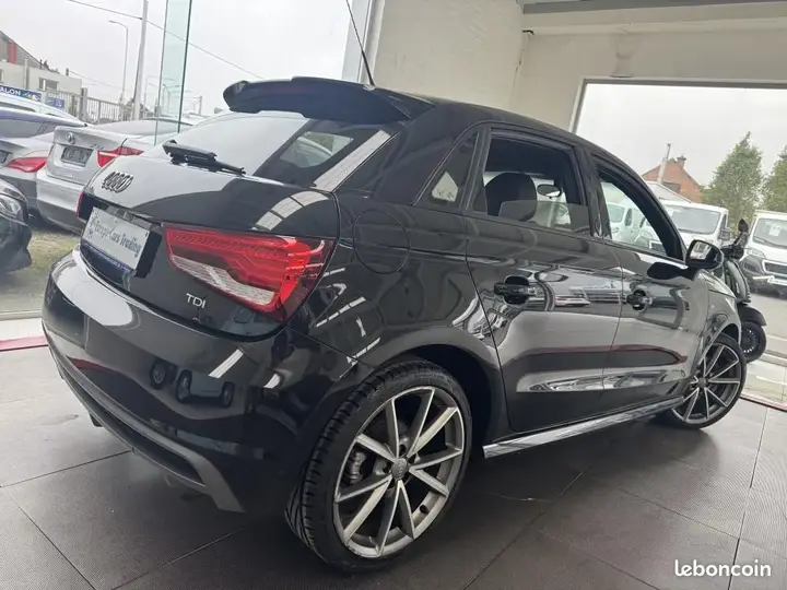 Audi A1 2017 photo 2