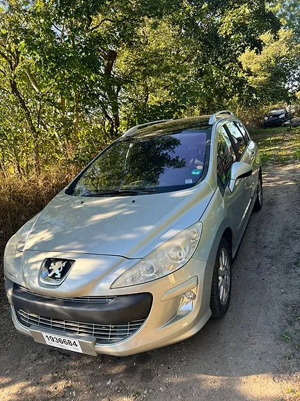 Peugeot 308 2008 photo 2