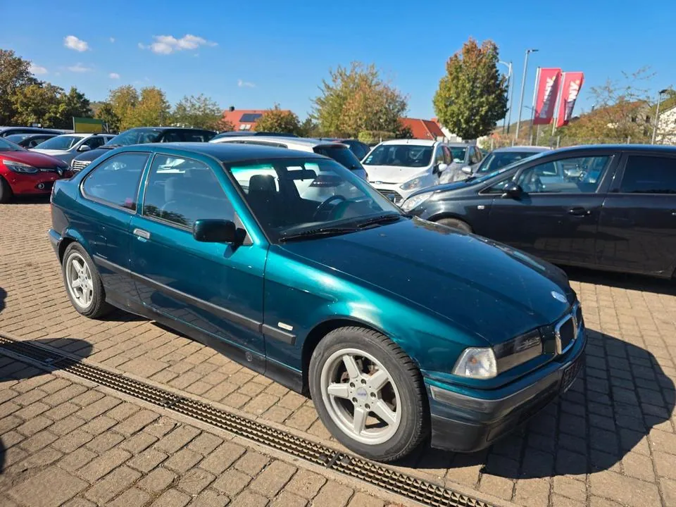 BMW 318Ti