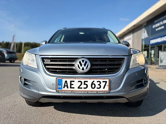 Volkswagen Tiguan 2008 photo 2