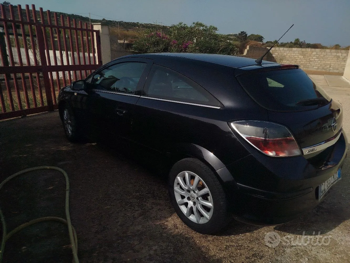 Opel Astra 2006 photo 2