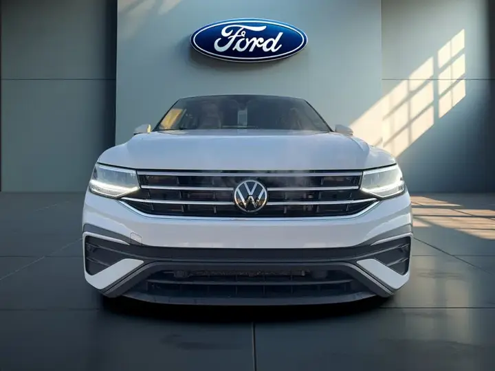 Volkswagen Tiguan 2024 photo 2