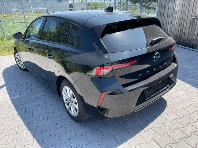 Opel Astra 2024 photo 3