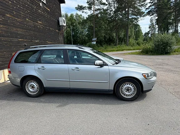 Volvo V50 2007 photo 2