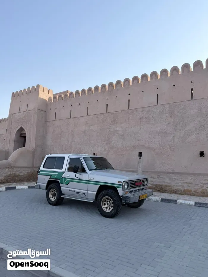 Nissan Patrol 1983 photo 3