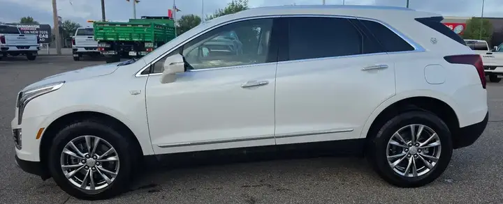 Cadillac Xt5 2021 photo 2