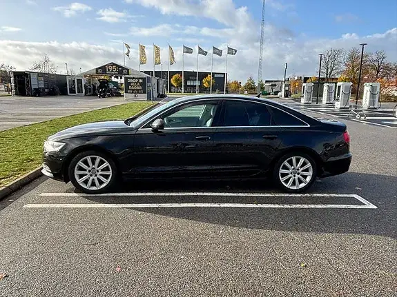 Audi A6 2013 photo 2