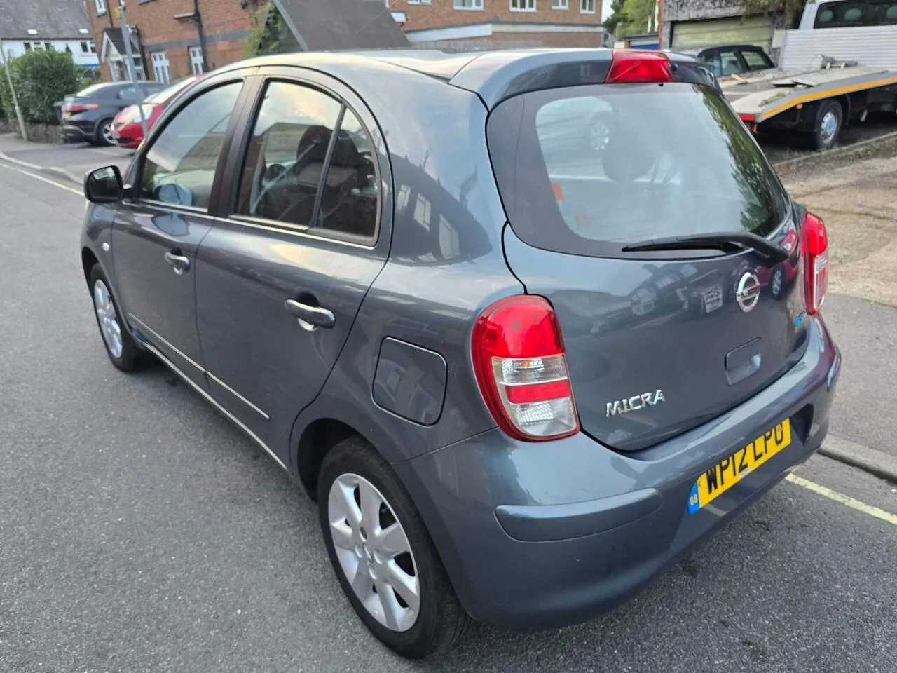 Nissan Micra 2012 photo 5