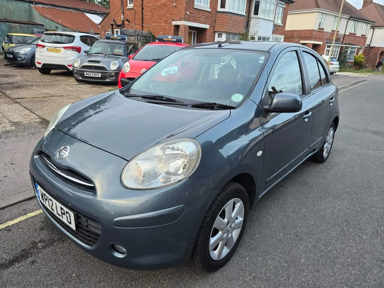 Nissan Micra 2012 photo 3